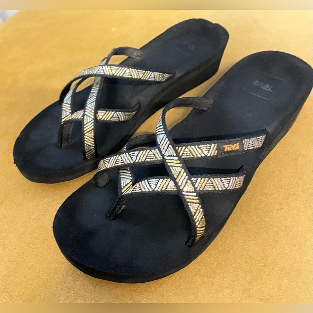 TEVA Mush Mandalyn Wedge Sandals 9